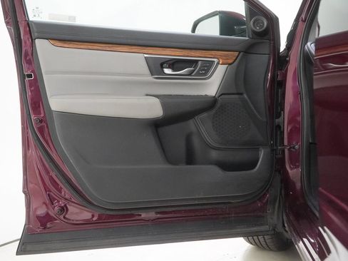 Used 2019 Honda CR-V Touring image 17