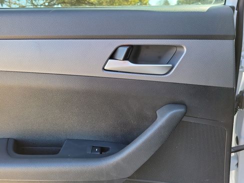 Used 2019 Hyundai Sonata SE image 12