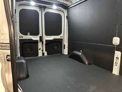 New 2026 Ford Transit 250 148 Medium Roof image 20