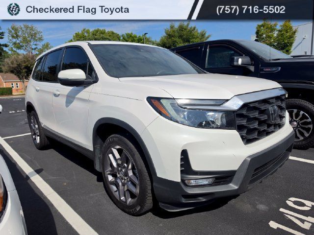 Used 2023 Honda Passport EX-L image 3