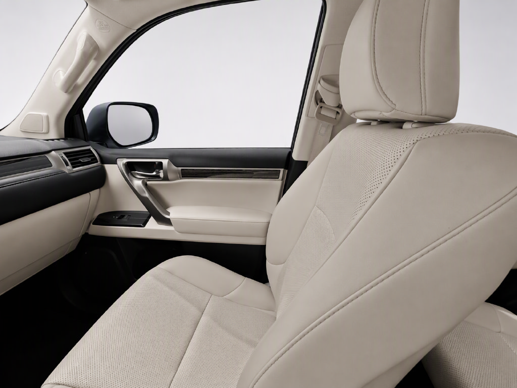 Used 2021 Lexus GX 460 Premium w/ Accessory Package AWD/4WD image 9