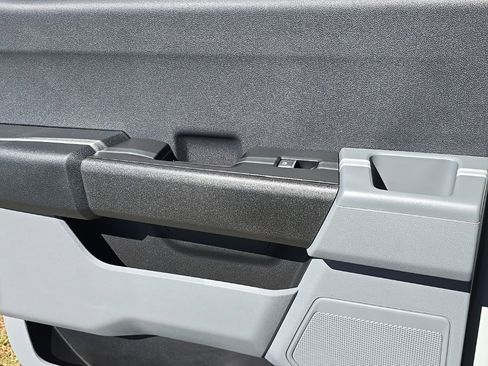 New 2026 Ford F350 XL w/ XL Chrome Package image 19