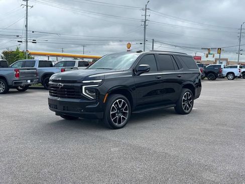 Certified 2025 Chevrolet Tahoe RST w/ Sun And Tow Package AWD/4WD image 10