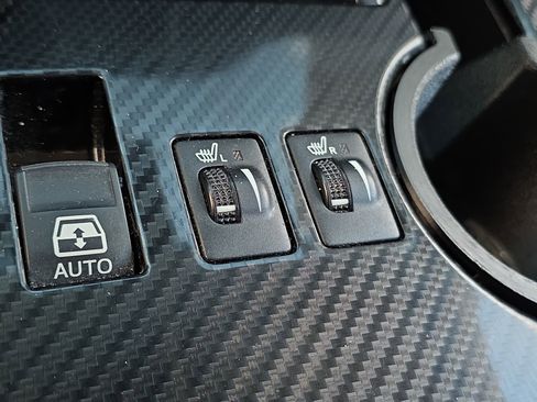 Used 2021 Toyota 4Runner TRD Off-Road Premium image 25