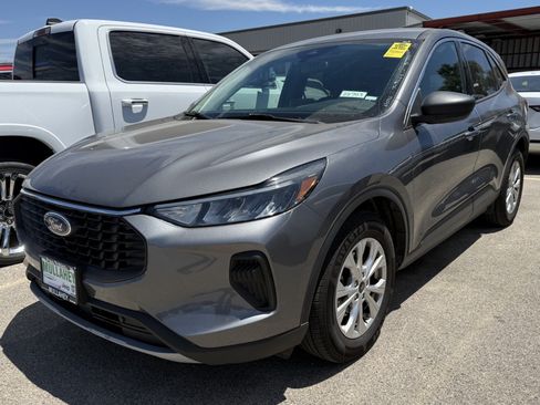 Used 2024 Ford Escape Active FWD image 3