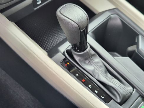 Certified 2025 Honda Accord SE image 12