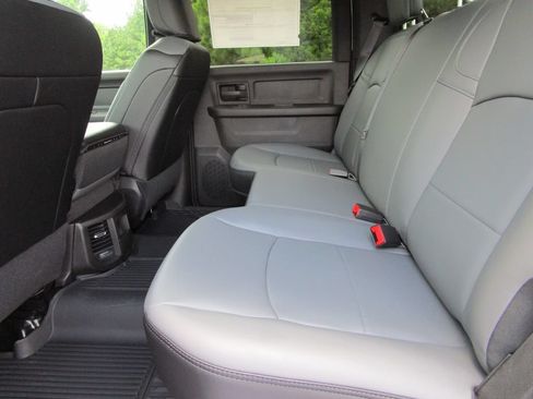New 2026 RAM 2500 Tradesman w/ Chrome Appearance Group AWD/4WD image 22