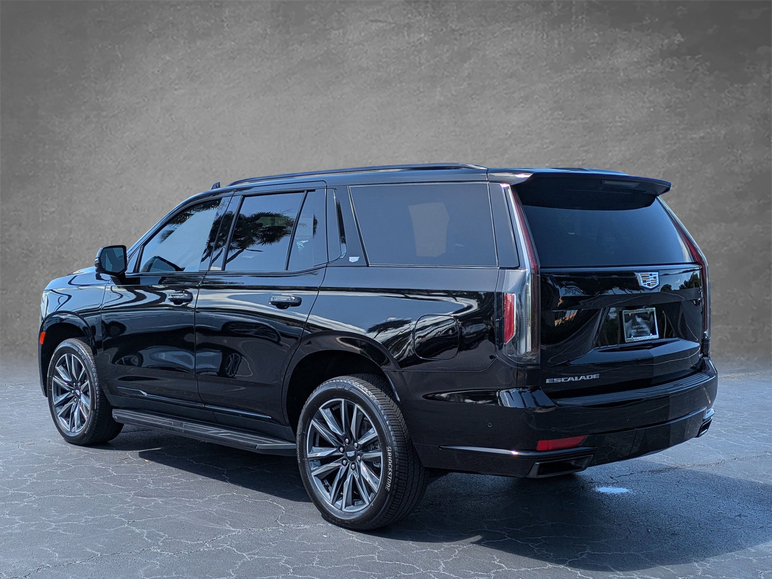 Certified 2024 Cadillac Escalade Sport AWD/4WD image 3