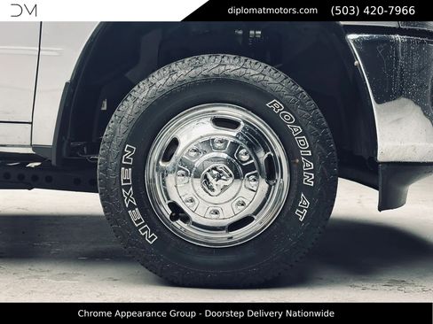 Used 2024 RAM 3500 Tradesman w/ Chrome Appearance Group AWD/4WD image 44