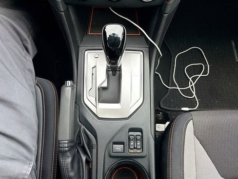 Used 2021 Subaru Crosstrek 2.0i Premium w/ Moonroof Package image 19