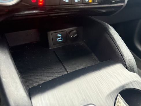 Used 2022 Ford Escape SE w/ Convenience Package image 40