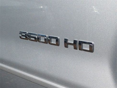 Used 2015 GMC Sierra 3500 SLE image 29