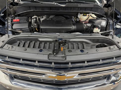 Used 2019 Chevrolet Silverado 1500 LT w/ Texas Edition image 9