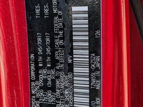 Used 2025 Toyota 4Runner SR5 AWD/4WD image 25