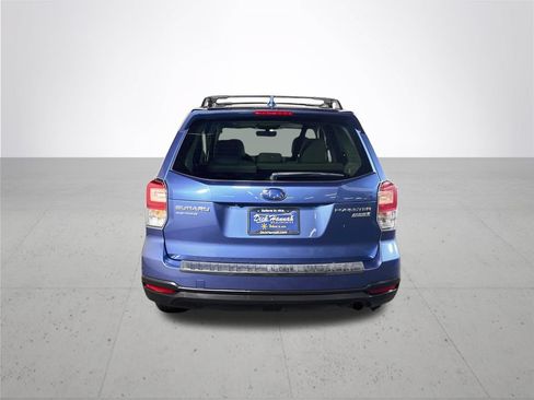 Used 2017 Subaru Forester 2.5i Limited w/ Popular Package #2 AWD/4WD image 7