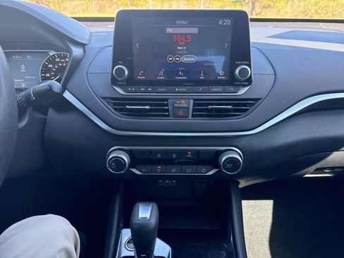 Used 2021 Nissan Altima 2.5 SV image 19