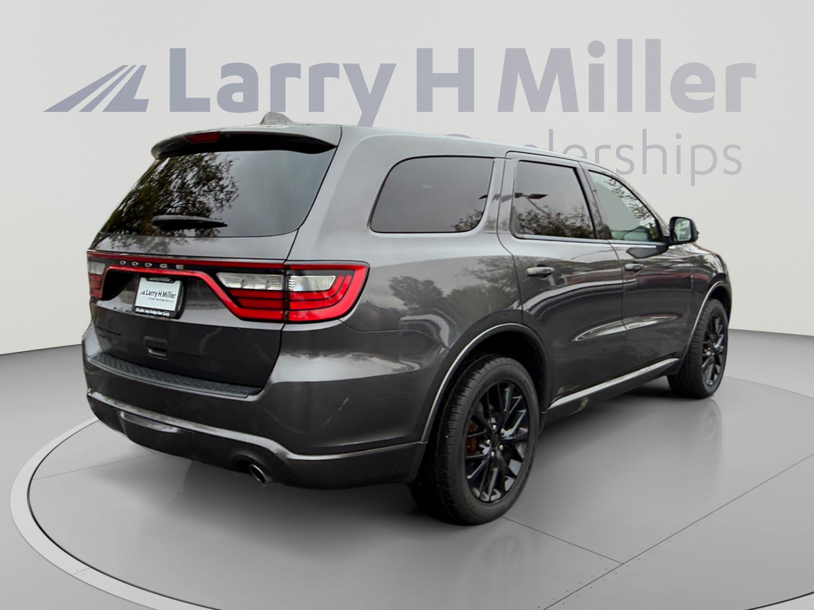 Used 2016 Dodge Durango SXT w/ Blacktop Package AWD/4WD image 5