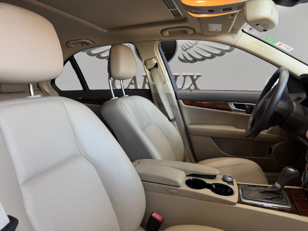 Used 2010 Mercedes-Benz C 300 Sedan w/ Multimedia Pkg image 15