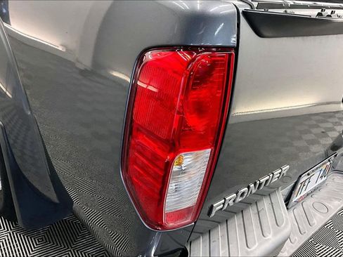Used 2017 Nissan Frontier SV RWD image 27