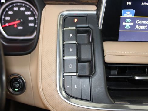 Used 2021 Chevrolet Tahoe Premier w/ Premium Package AWD/4WD image 47