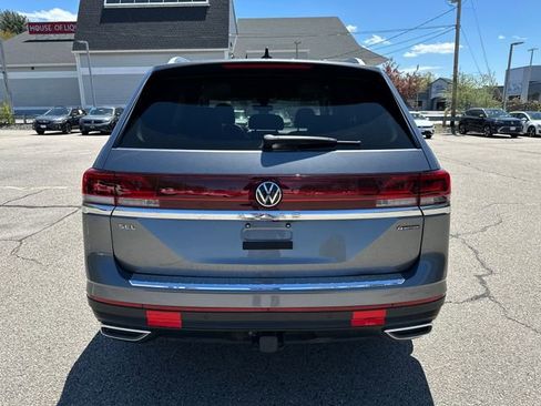 Certified 2024 Volkswagen Atlas SEL AWD/4WD image 8