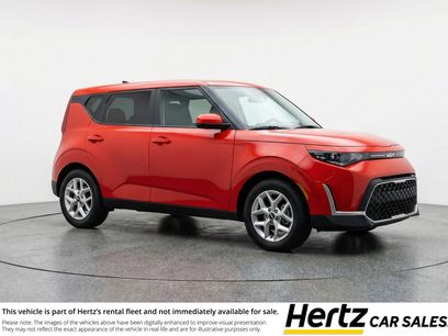 Used 2025 Kia Soul LX w/ LX Technology Package