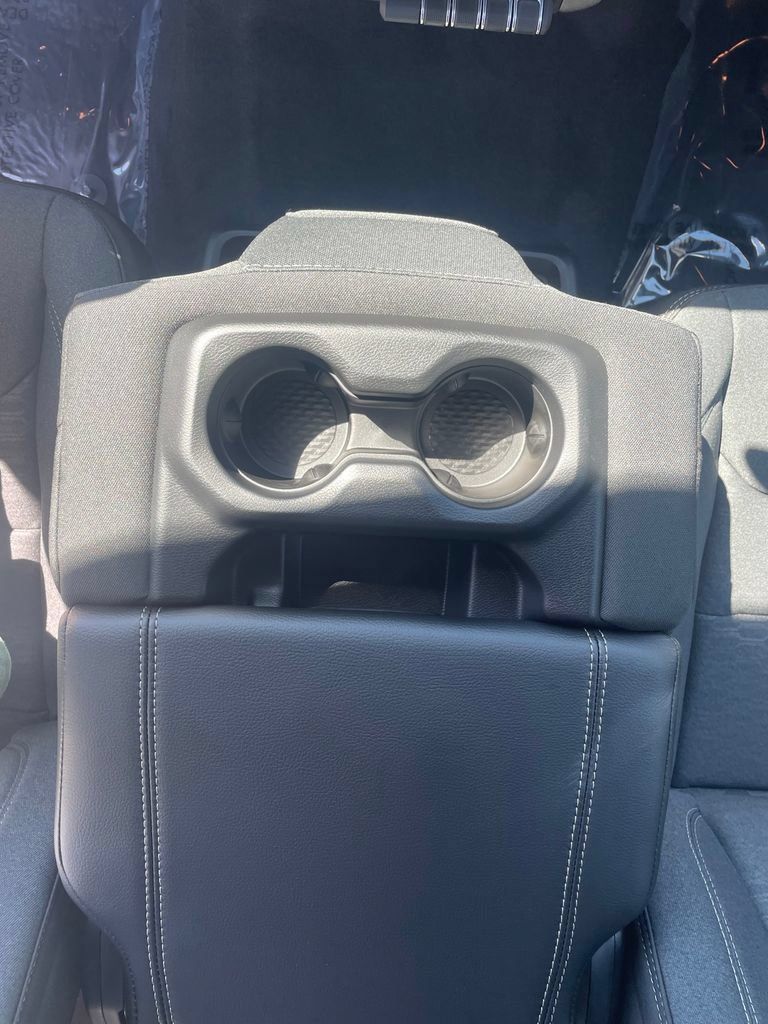 New 2026 RAM 1500 Warlock AWD/4WD image 19