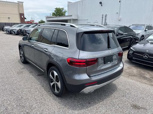 Used 2025 Mercedes-Benz GLB 250 image 3