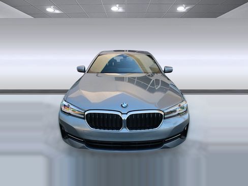 Used 2023 BMW 530i w/ Premium Package image 6