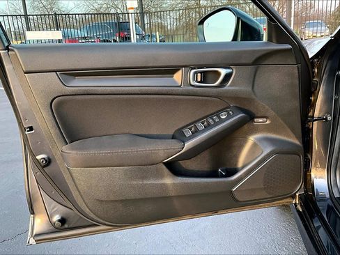 Certified 2025 Honda Civic Sport image 26