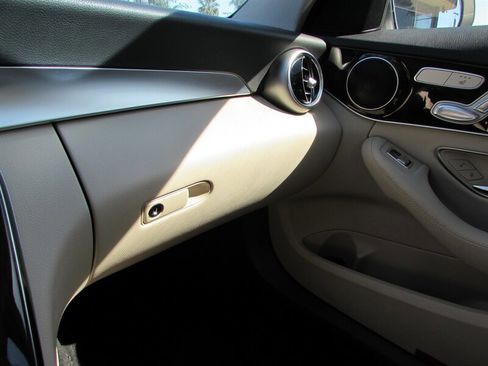 Used 2016 Mercedes-Benz C 300 C 300 w/ Multimedia Package image 23