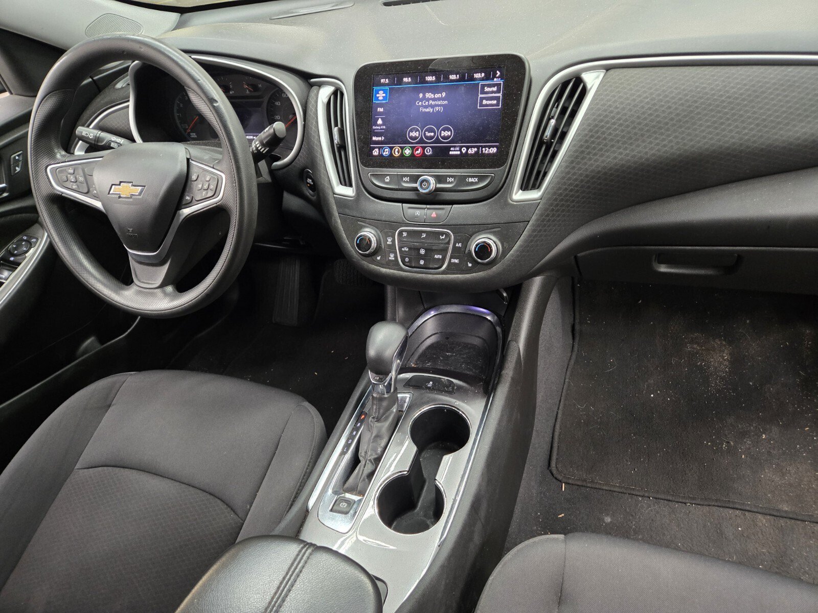 Used 2023 Chevrolet Malibu LT FWD image 13