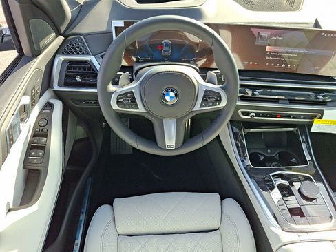 New 2026 BMW X5 xDrive40i w/ M Sport Package image 7