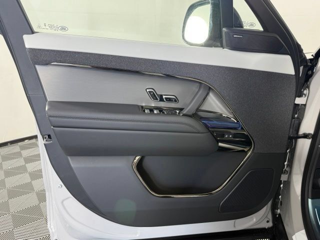 New 2026 Land Rover Range Rover Sport Dynamic SE AWD/4WD image 31