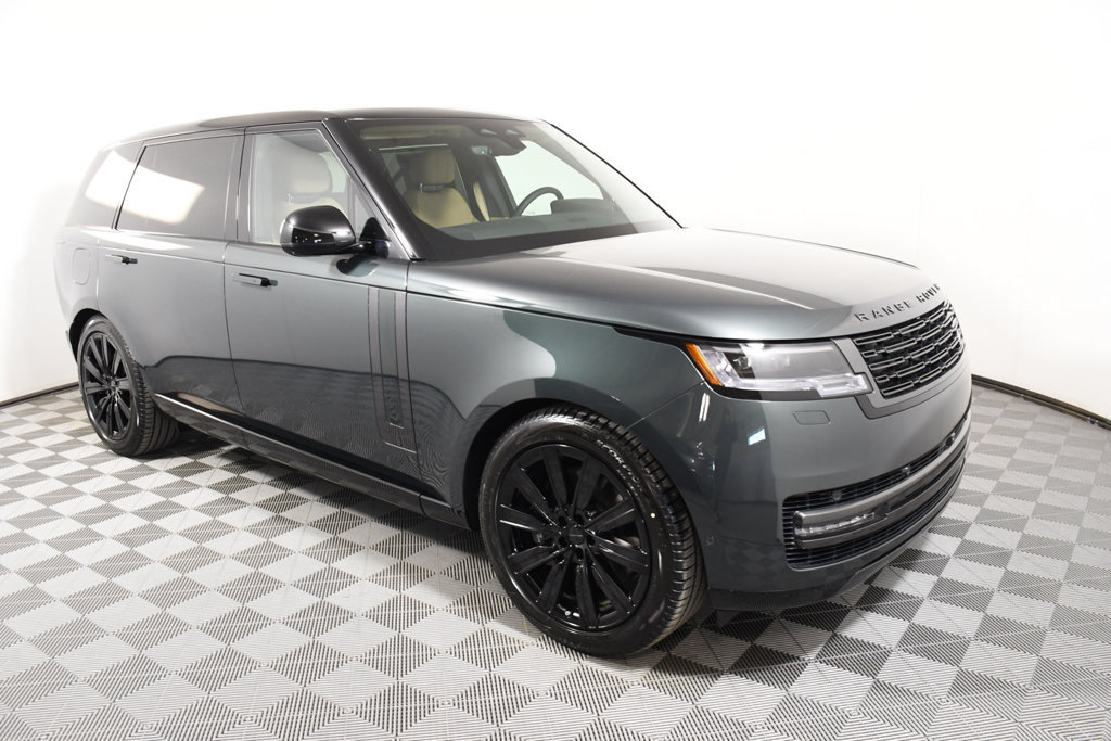 New 2026 Land Rover Range Rover Long Wheelbase SE AWD/4WD image 8