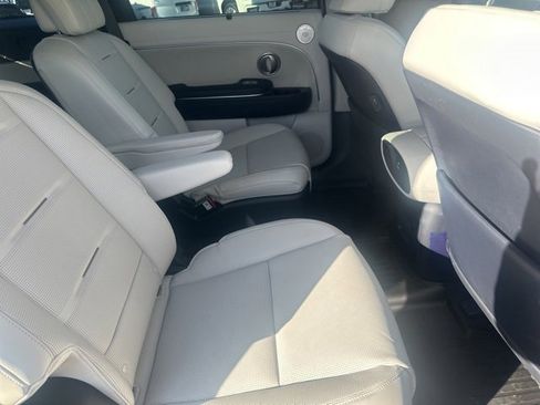 Used 2026 Hyundai Palisade Calligraphy image 17