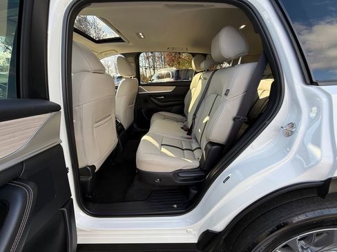 Used 2024 MAZDA CX-90 Plug-In Hybrid w/ Preferred image 24