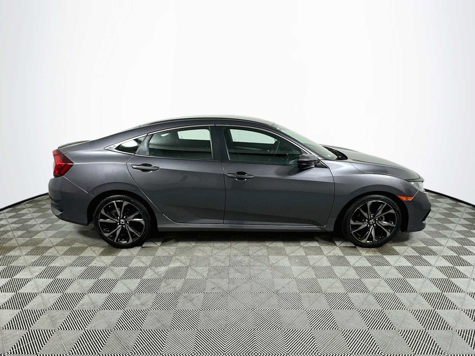 Used 2020 Honda Civic Sport image 8