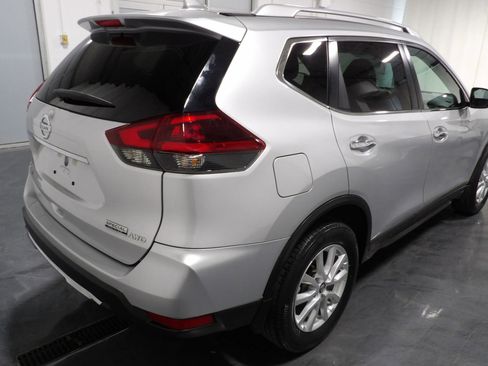 Used 2020 Nissan Rogue S w/ Special Edition Package image 4
