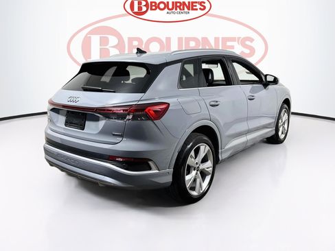 Used 2023 Audi Q4 e-tron Prestige AWD/4WD image 11