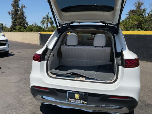 Used 2024 Mercedes-Benz EQS 450+ SUV image 23