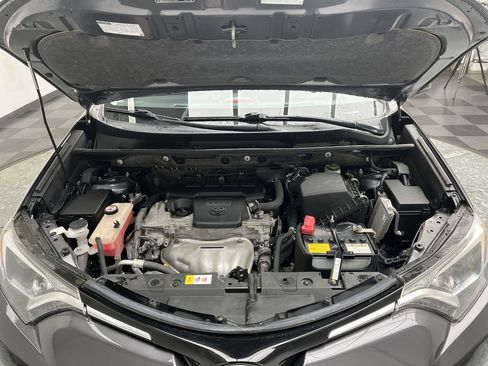 Used 2017 Toyota RAV4 LE w/ Carpet Mat Package image 2