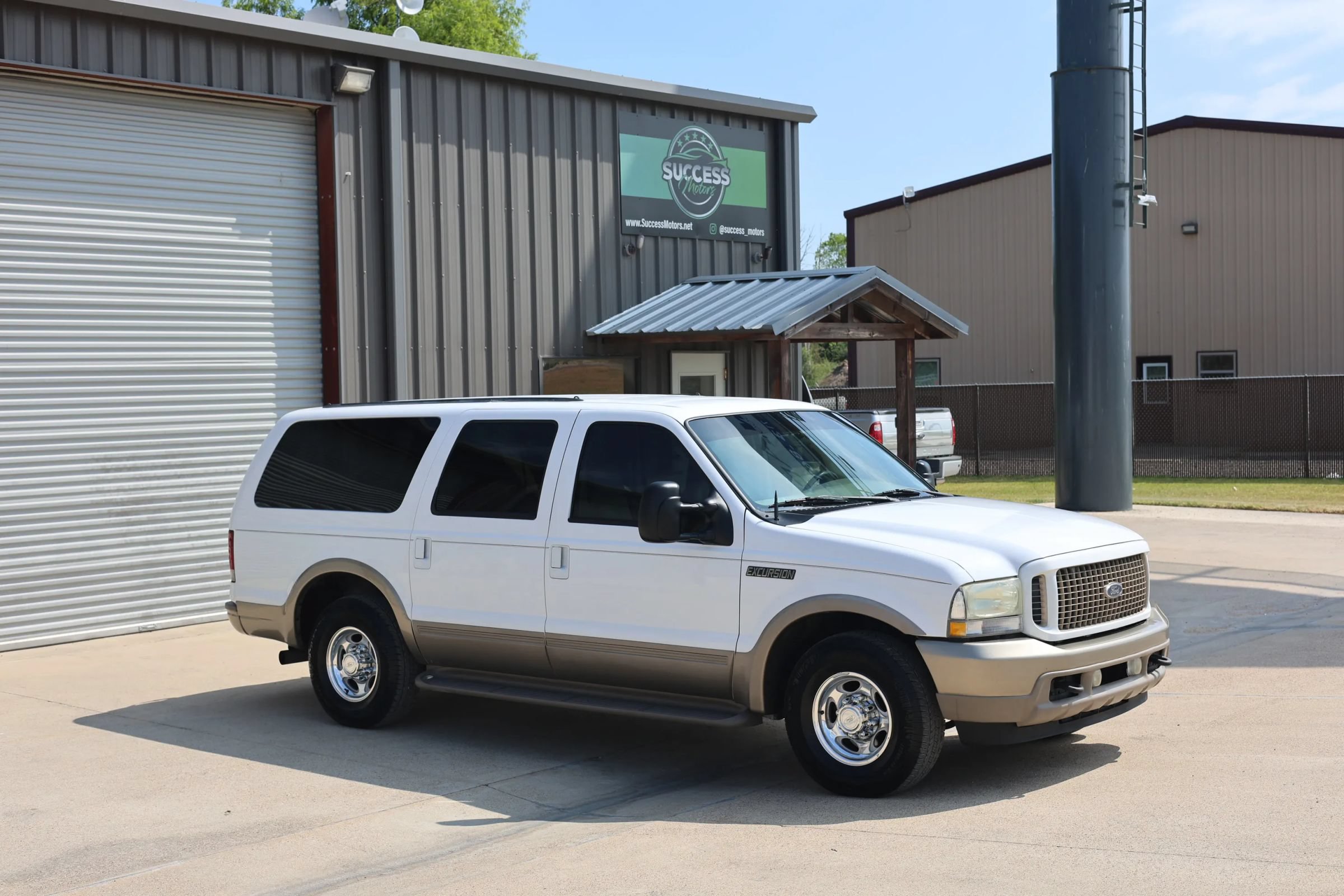 Used 2003 Ford Excursion Eddie Bauer RWD image 19