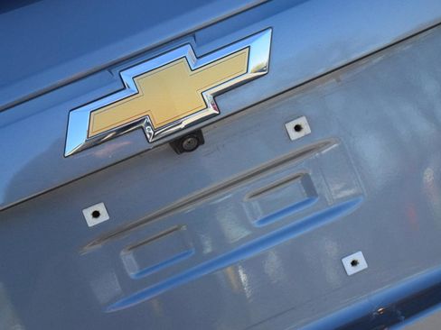 Used 2019 Chevrolet Trax LT w/ LT Convenience Package FWD image 11