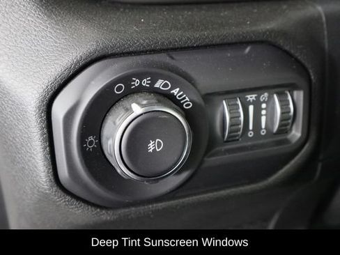 Used 2018 Jeep Wrangler Unlimited Sport S AWD/4WD image 19