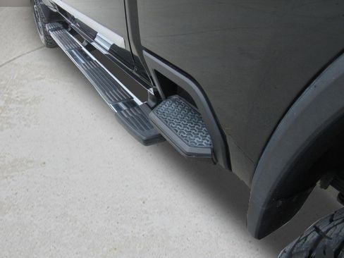 Used 2024 Chevrolet Silverado 2500 High Country image 16