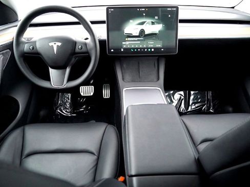 Used 2022 Tesla Model Y Performance image 20