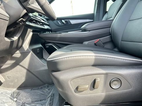 New 2026 Buick Enclave Preferred w/ Power Package FWD image 33