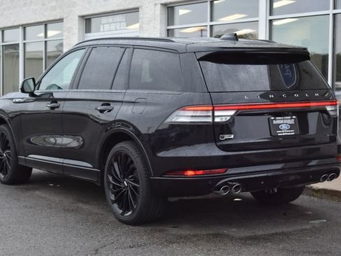 Used 2025 Lincoln Aviator Reserve w/ Equipment Group 201A AWD/4WD image 10