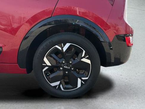 Used 2024 Kia Niro Wind w/ Wind Preserve Package image 15